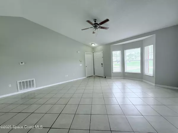 Palm Bay, FL 32909,123 Cocoa ST SE