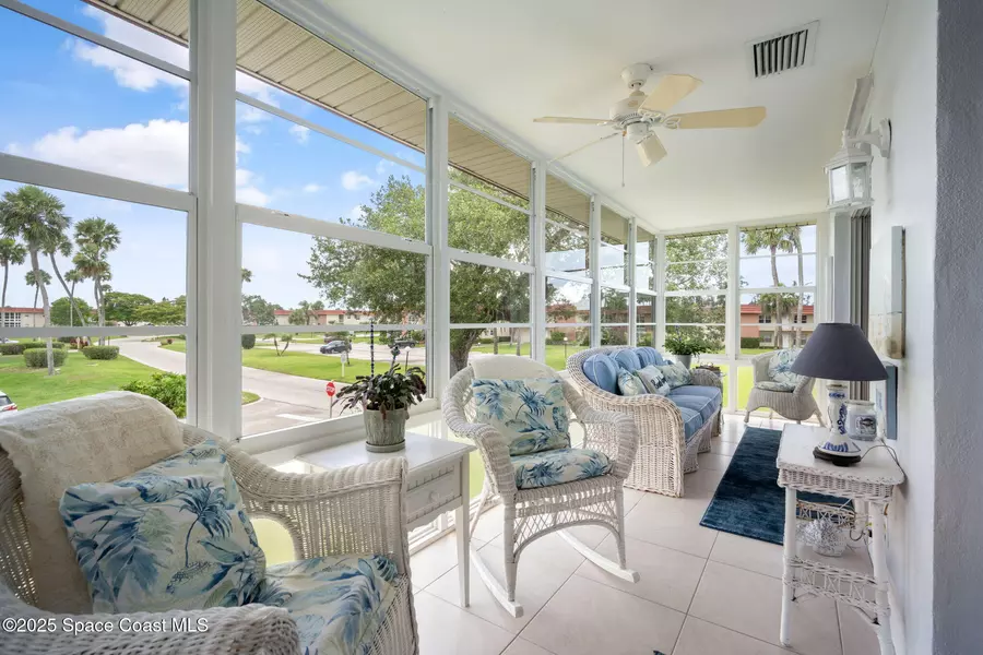 61 Woodland DR #201, Vero Beach, FL 32962
