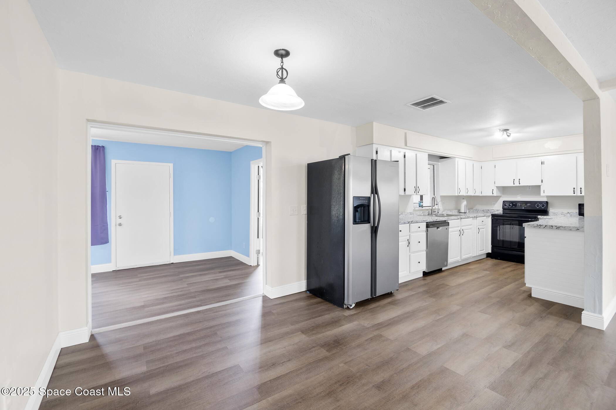 Palm Bay, FL 32908,1421 Degroodt RD SW