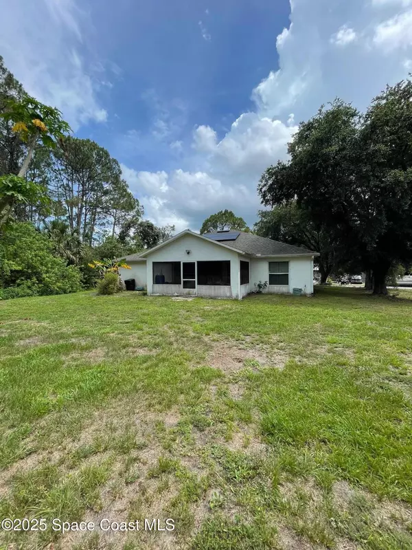 Palm Bay, FL 32907,561 Plumbago RD NW