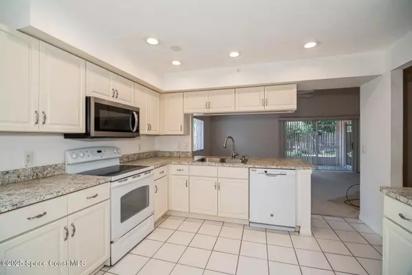 Melbourne, FL 32934,4714 Silver Heron DR