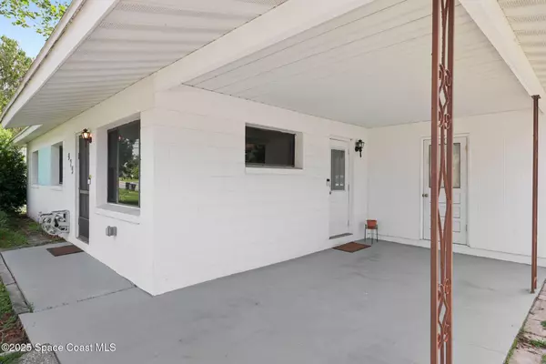 Titusville, FL 32796,975 N Carpenter RD