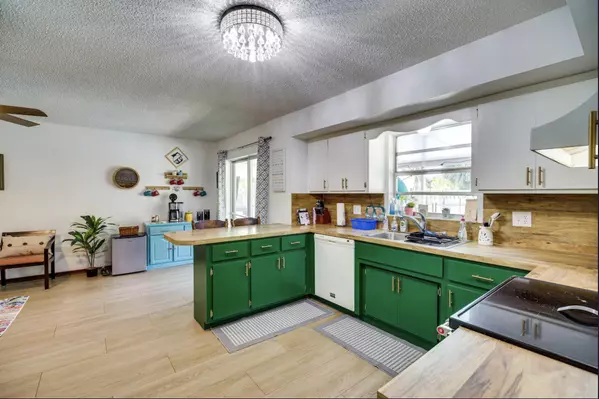 Palm Bay, FL 32907,1810 Brookside ST NE