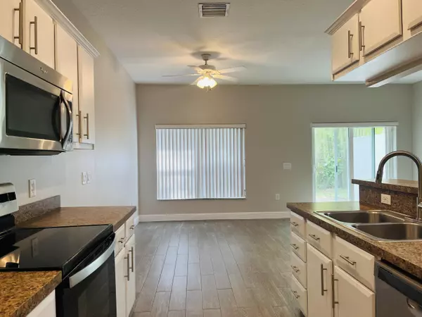 Cape Canaveral, FL 32920,117 Anchorage AVE #6