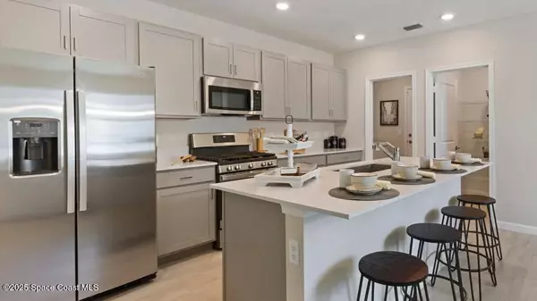 Palm Bay, FL 32907,2118 Croft Inlet DR NW