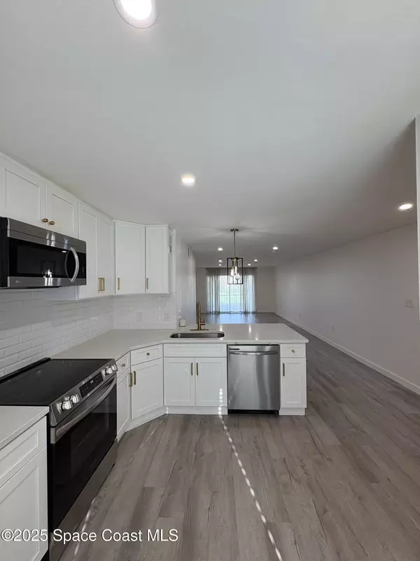 Rockledge, FL 32955,1515 Huntington LN #915