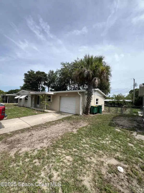 Cocoa, FL 32922,2010 Ivy DR
