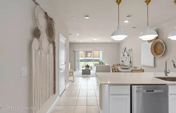 West Melbourne, FL 32904,5104 Inspire LN