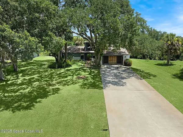 Sebastian, FL 32958,281 Caravan TER