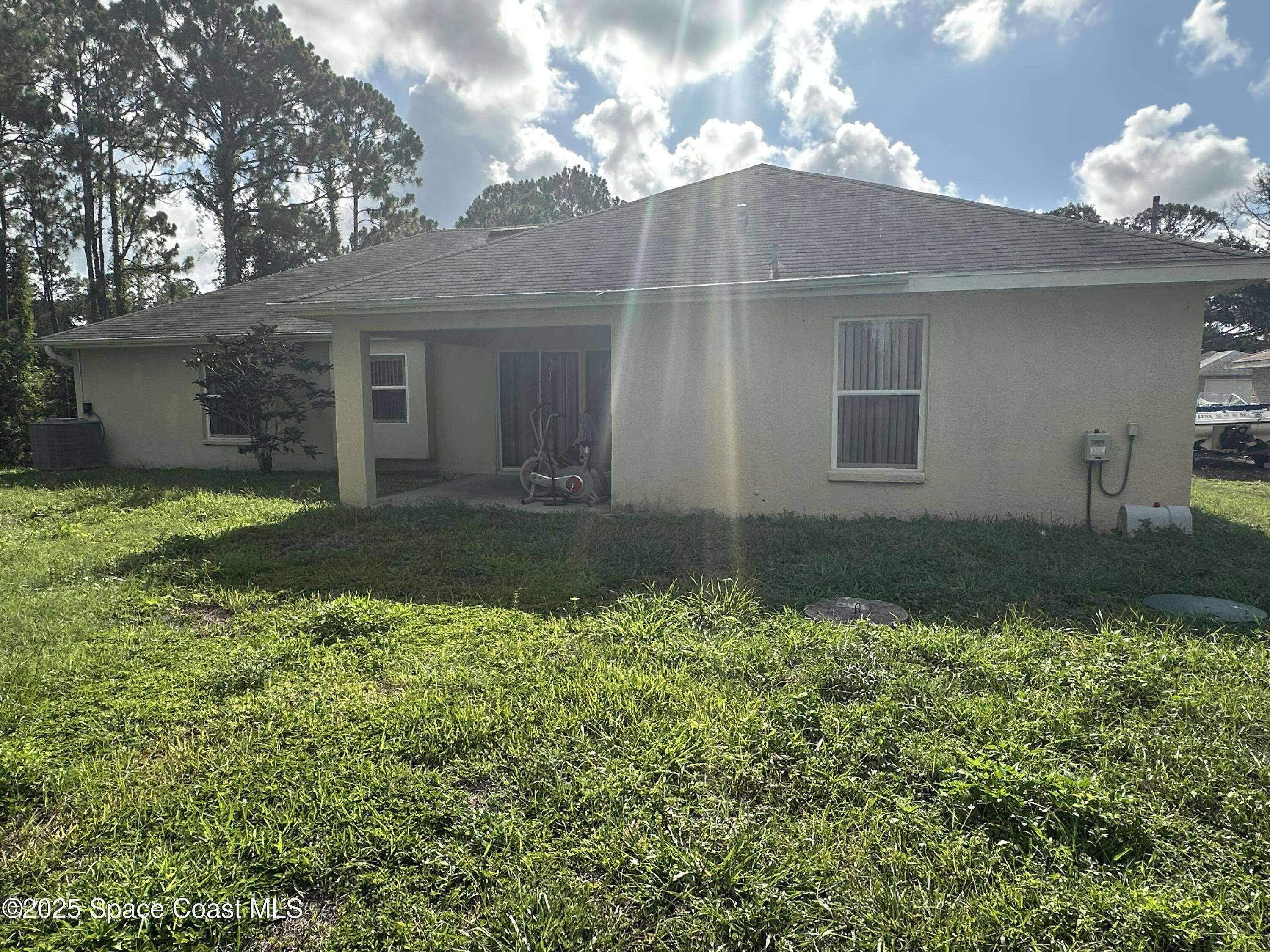 Palm Bay, FL 32907,150 Hillock AVE NW