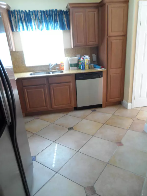 Indian Harbour Beach, FL 32937,1004 Ashley AVE