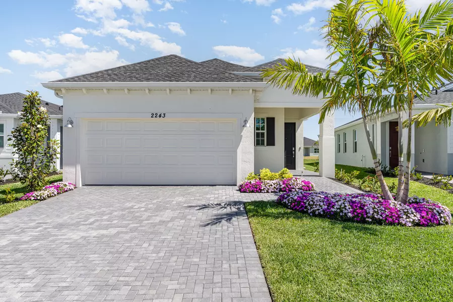 2243 Antarus DR NW, Palm Bay, FL 32907