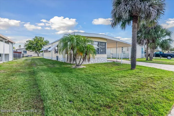 Barefoot Bay, FL 32976,938 Wren CIR