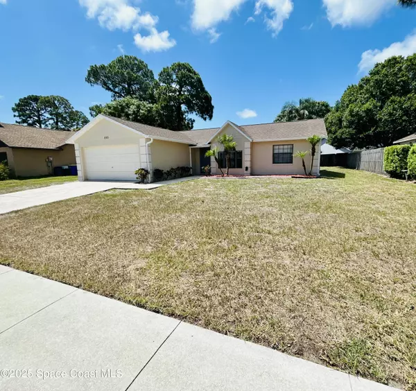 Rockledge, FL 32955,895 Wandering Pine TRL