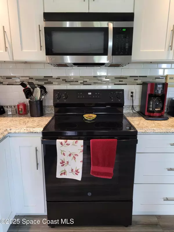 Barefoot Bay, FL 32976,209 Cobia CT