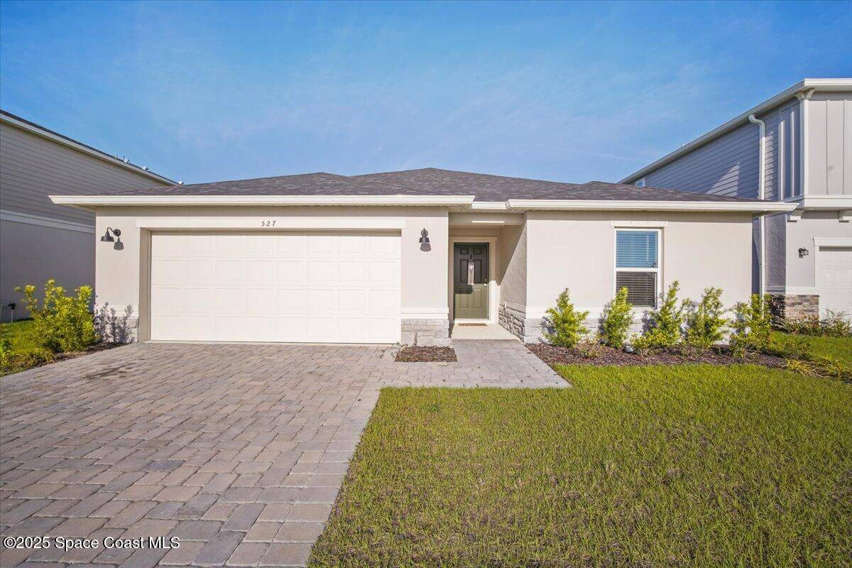 Palm Bay, FL 32909,527 Glaspell CIR SE