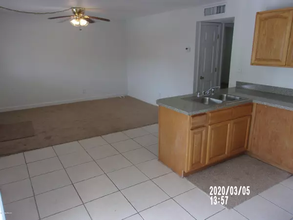 Cocoa, FL 32922,1715 Dixon BLVD #104