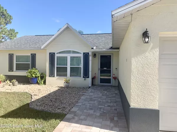 Rockledge, FL 32955,857 Spirea DR