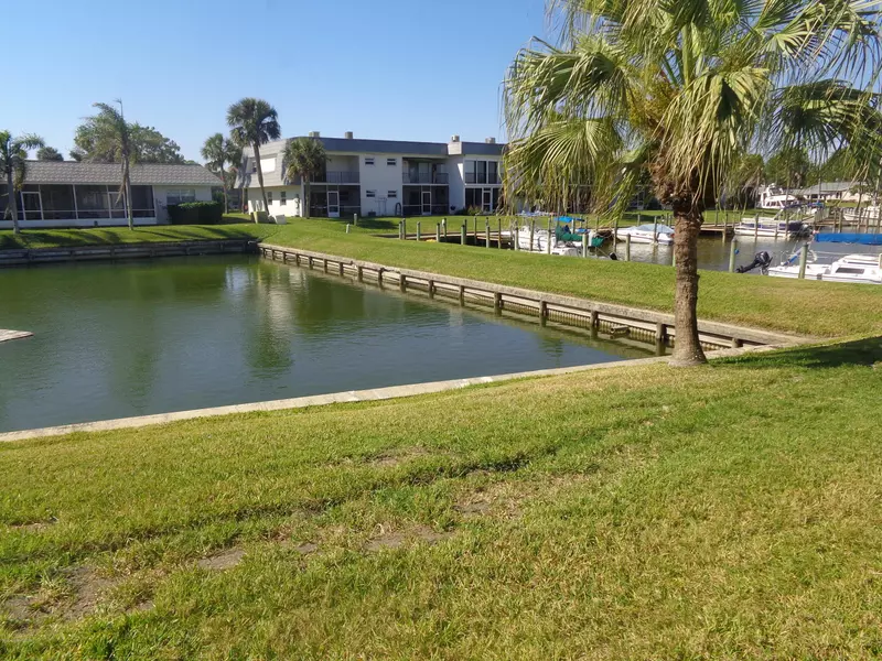 412 Meadowlark LN #712, Satellite Beach, FL 32937