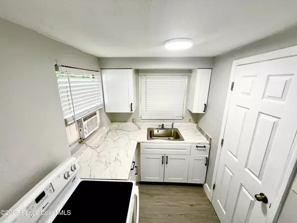 Titusville, FL 32796,426 Dummitt AVE #E