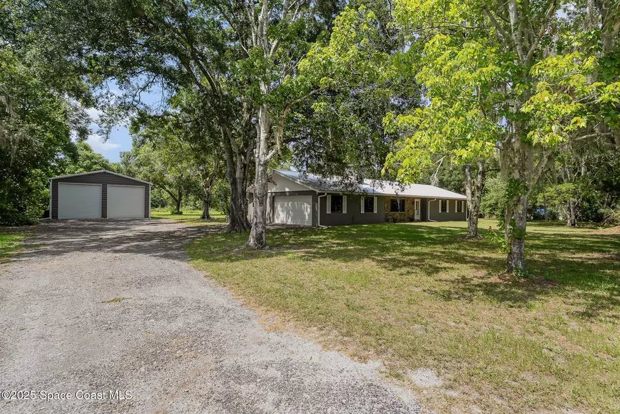 4040 Richy RD, Mims, FL 32754