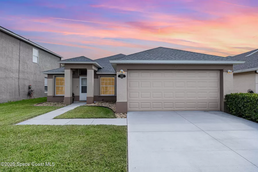 2383 Glasbern CIR, Melbourne, FL 32904