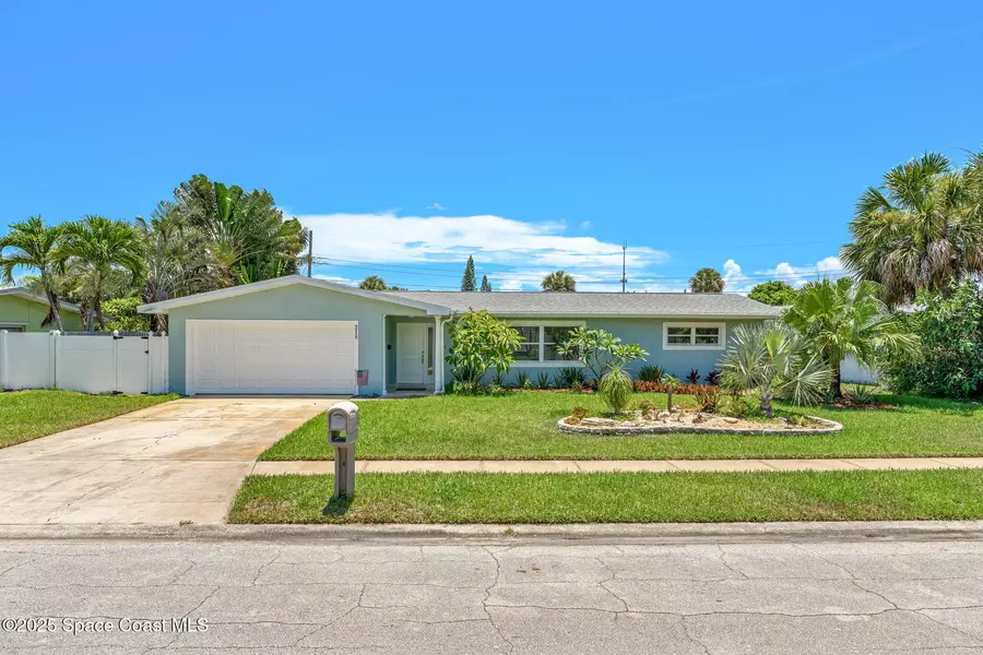 215 S Robert WAY, Satellite Beach, FL 32937