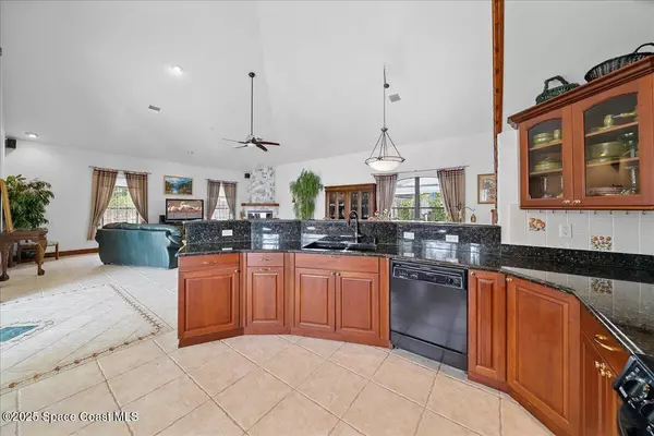 Satellite Beach, FL 32937,240 Sheridan AVE