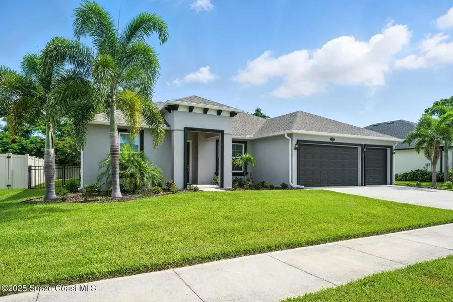 1752 Killian DR NE, Palm Bay, FL 32905