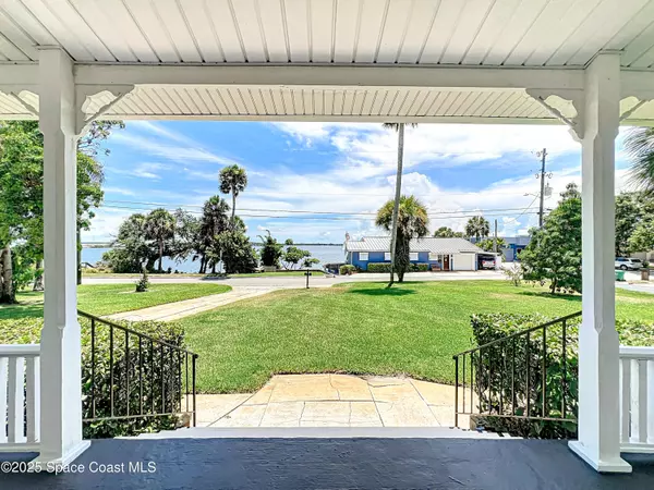 Cocoa, FL 32922,2811 Indian River DR