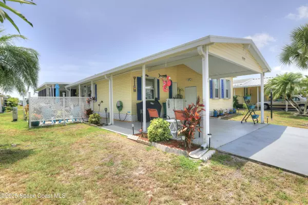 Micco, FL 32976,7525 Montauk AVE #S8