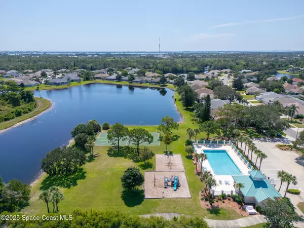 Rockledge, FL 32955,1007 Dowitcher CT
