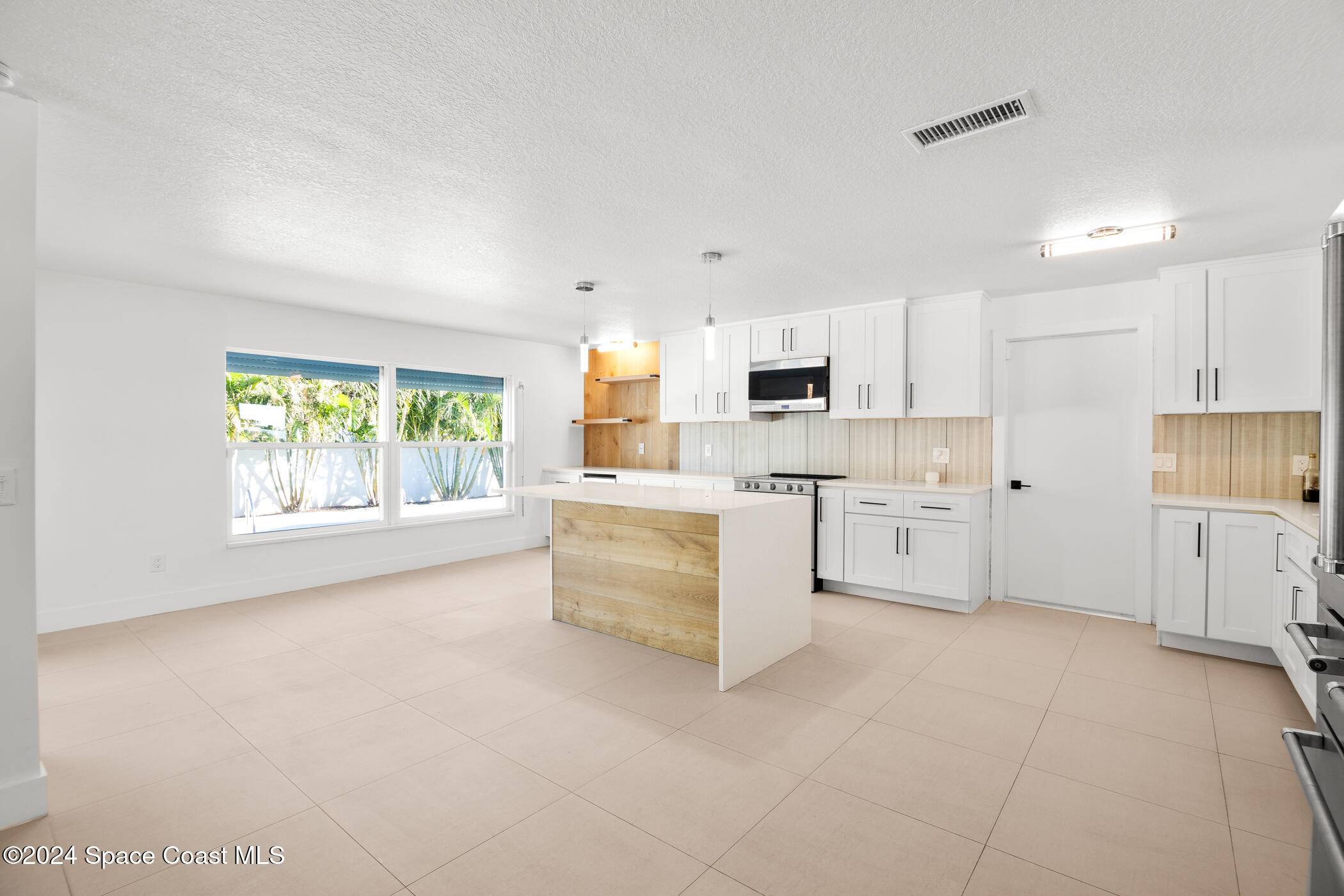Indialantic, FL 32903,360 E Riviera BLVD