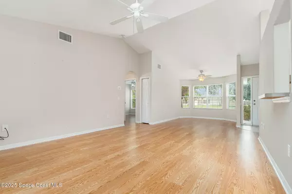 Grand Island, FL 32735,13206 Biscayne DR