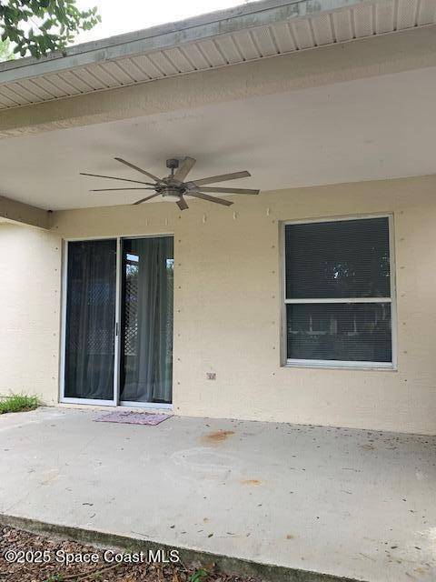 Vero Beach, FL 32967,8076 104th CT