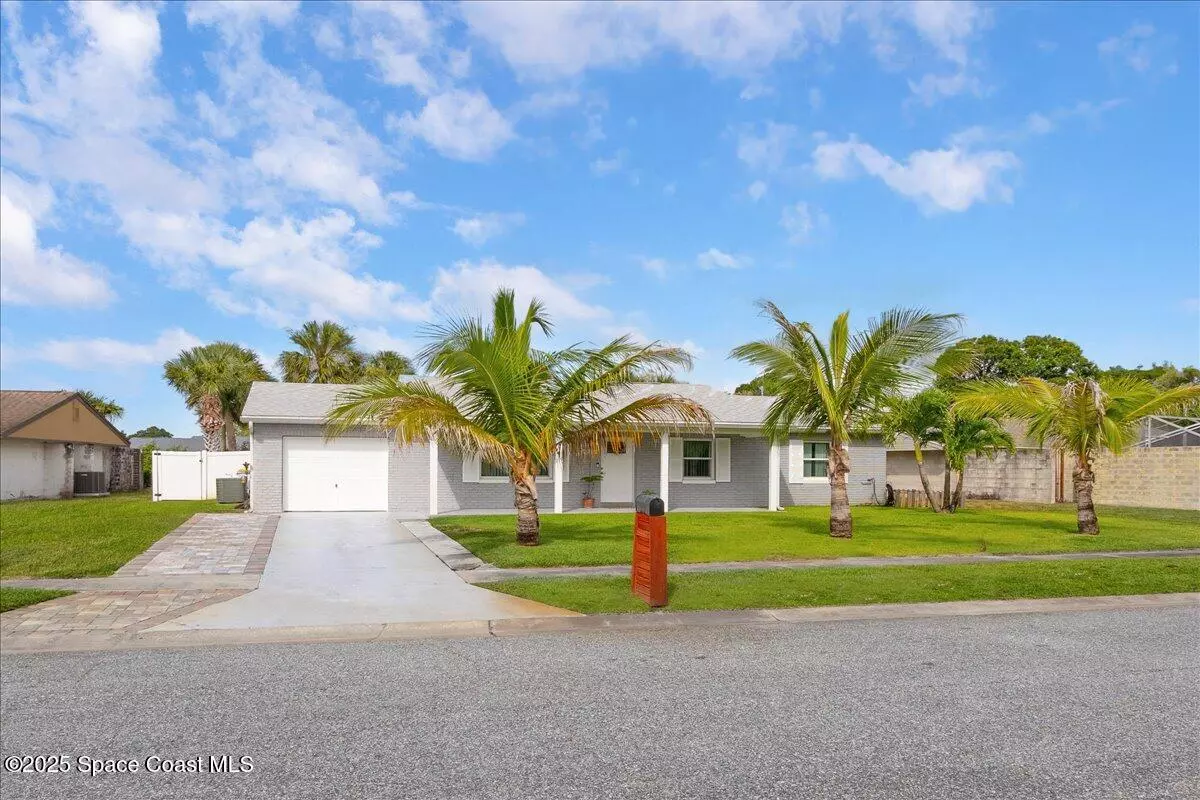 Rockledge, FL 32955,955 Bartlett LN
