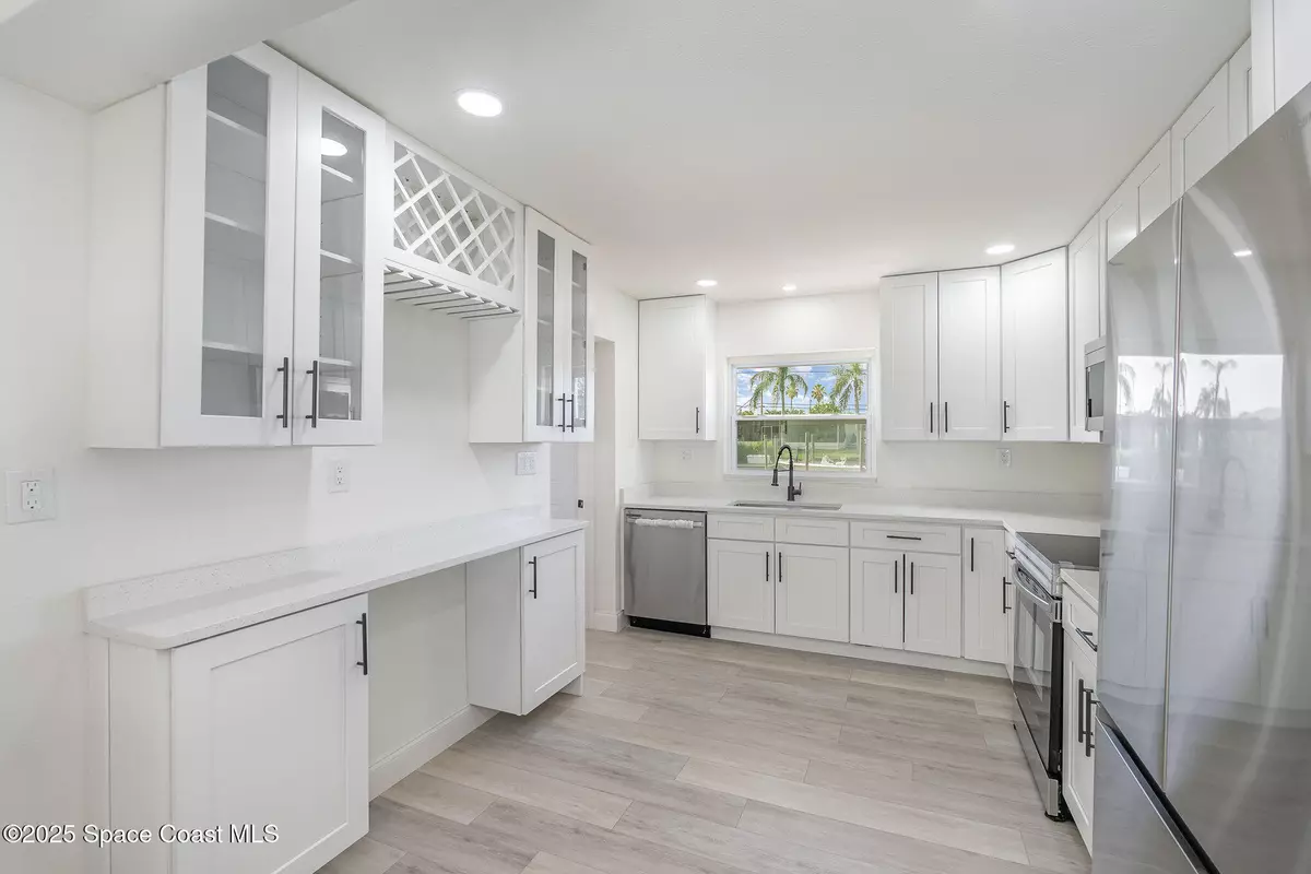 Merritt Island, FL 32953,320 Alabama AVE