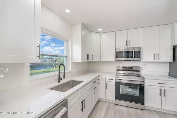 Merritt Island, FL 32953,320 Alabama AVE