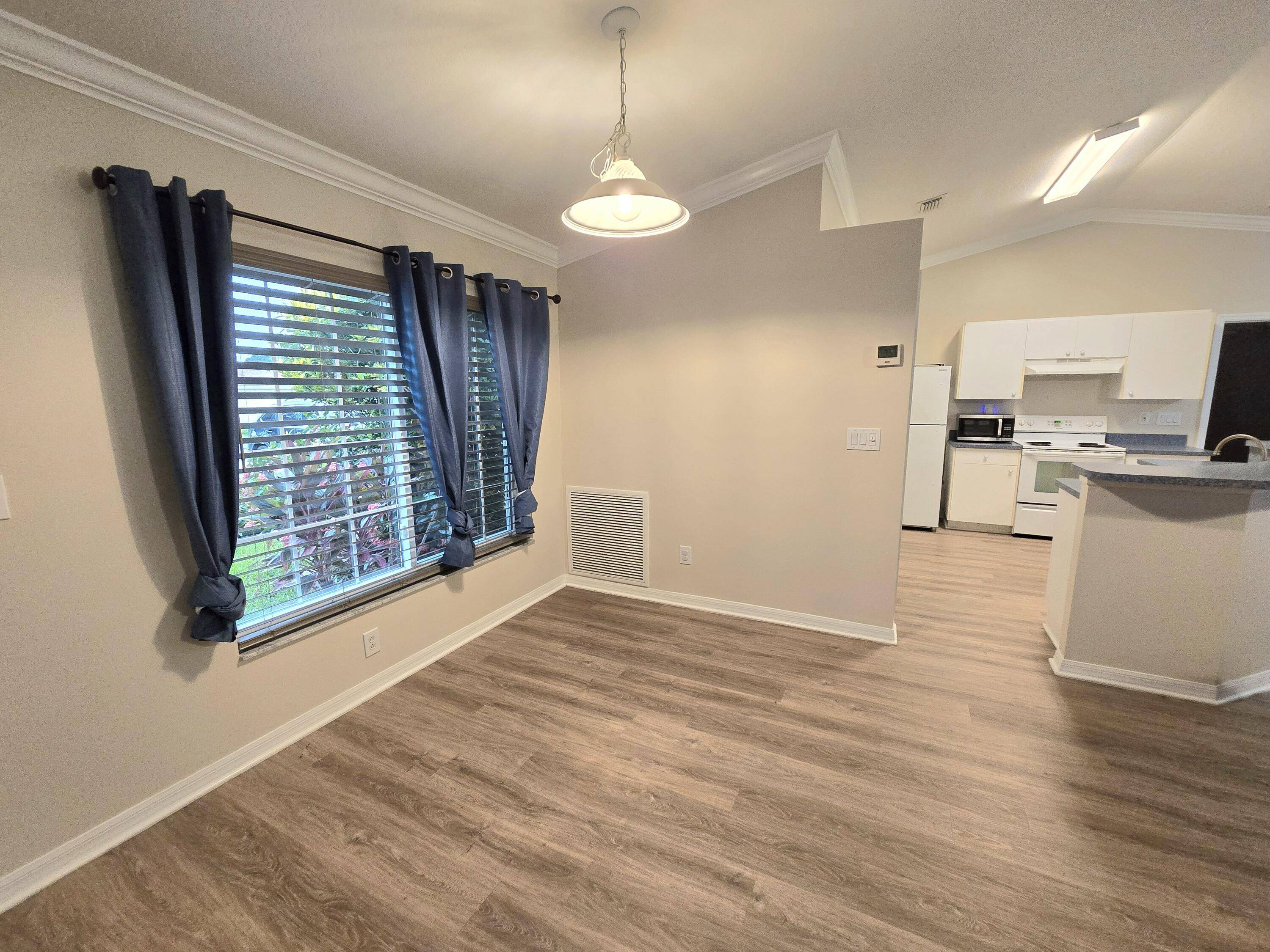 Melbourne, FL 32904,823 Del Mar CIR