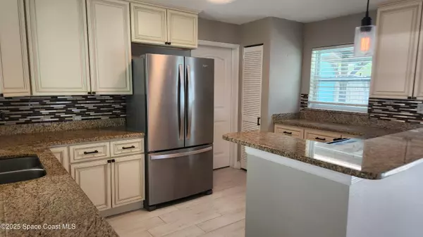 Satellite Beach, FL 32937,179 Clairbourne AVE