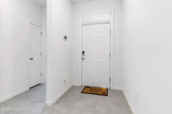 Palm Bay, FL 32909,947 Remington Green DR SE