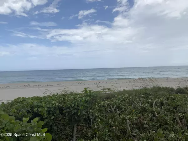 Indialantic, FL 32903,877 N Highway A1a #104