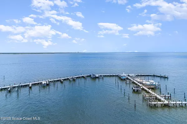 Titusville, FL 32796,3 Indian River AVE #905