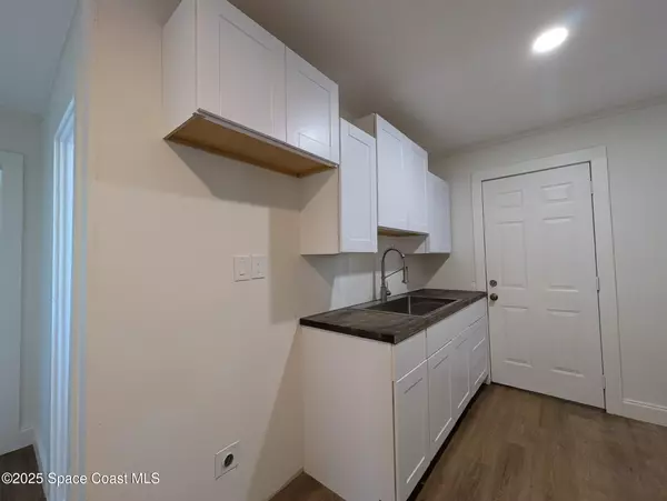 2513 Lipscomb ST, Melbourne, FL 32901