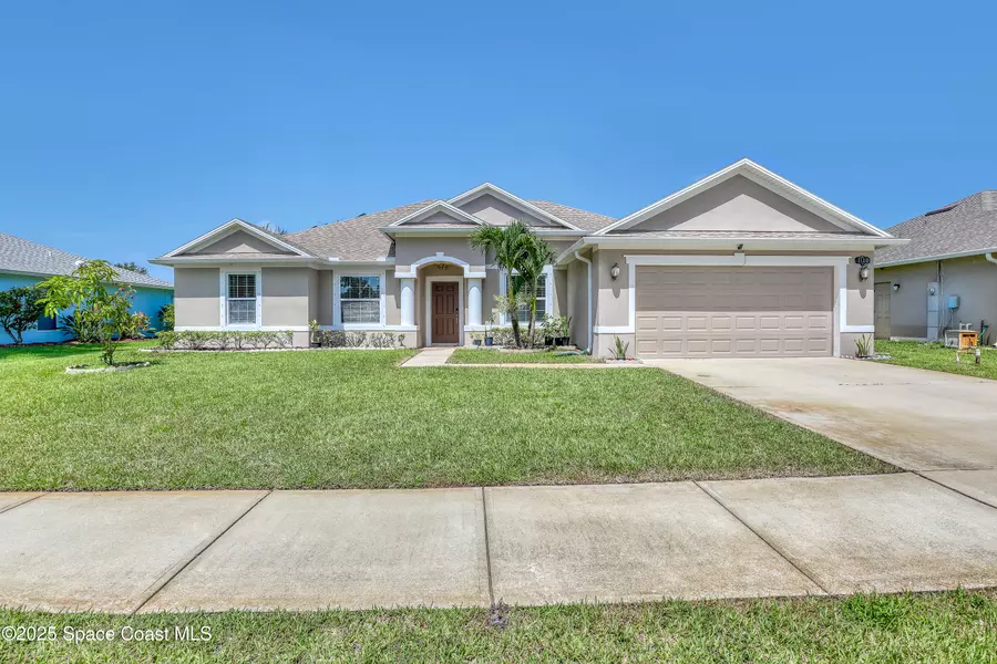1121 Morgan CIR NE, Palm Bay, FL 32905