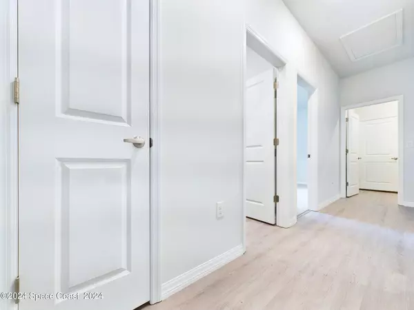 Palm Bay, FL 32908,465 Halifax ST SW