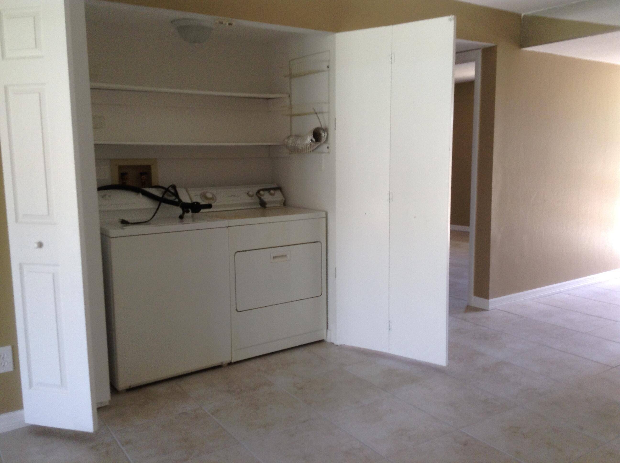 Cocoa Beach, FL 32931,400 Catalina RD #203