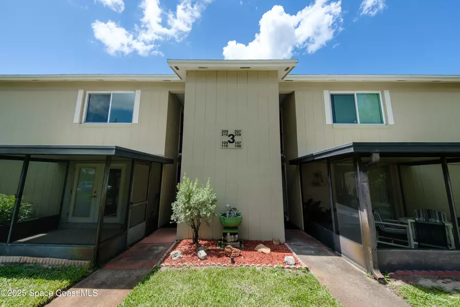4304 London Town RD #B107, Titusville, FL 32796