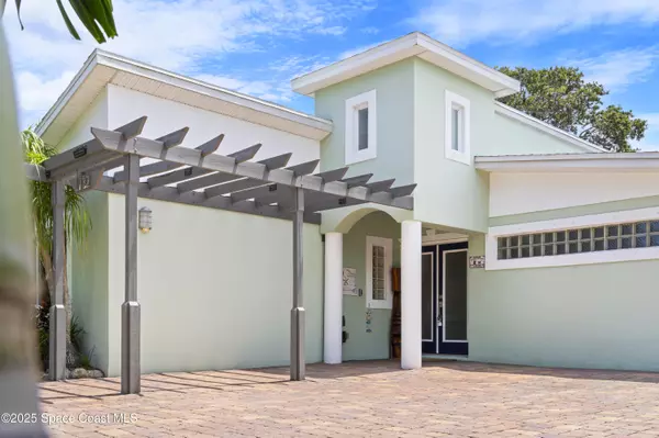 Cocoa Beach, FL 32931,1732 Bay Shore DR