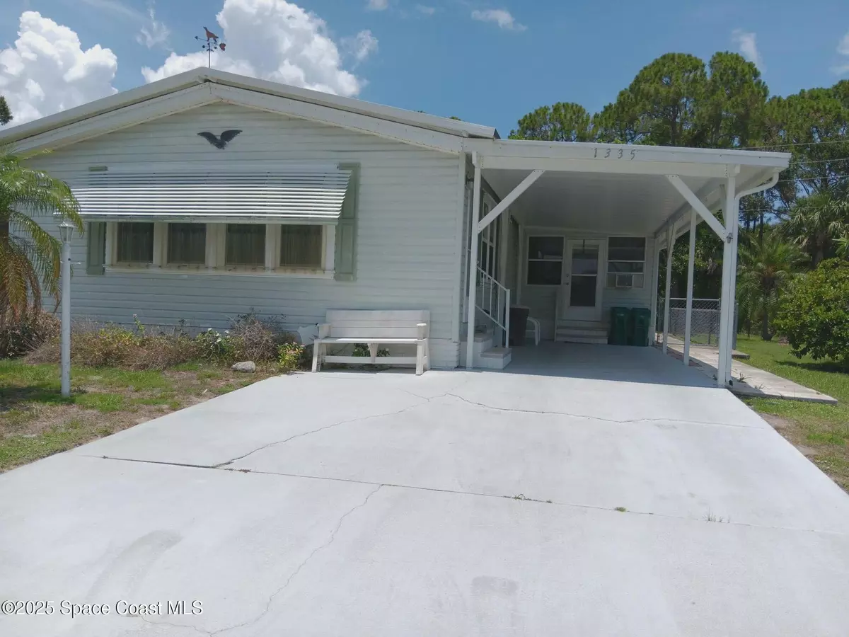 Barefoot Bay, FL 32976,1335 Barefoot CIR